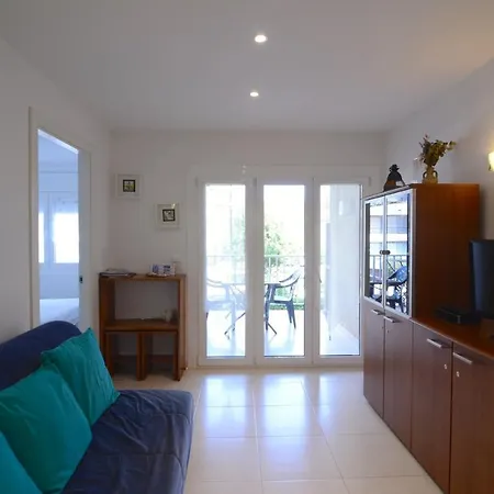 Apartment Rocamaura I B 1-2 *